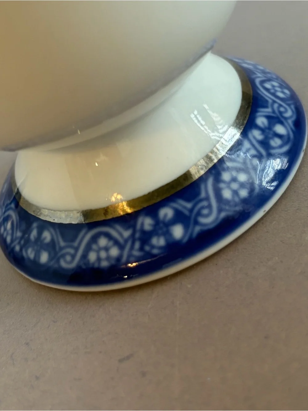 Bombay Porcelain Pedestal Mugs — Classic Decorative Band (Set of 3)